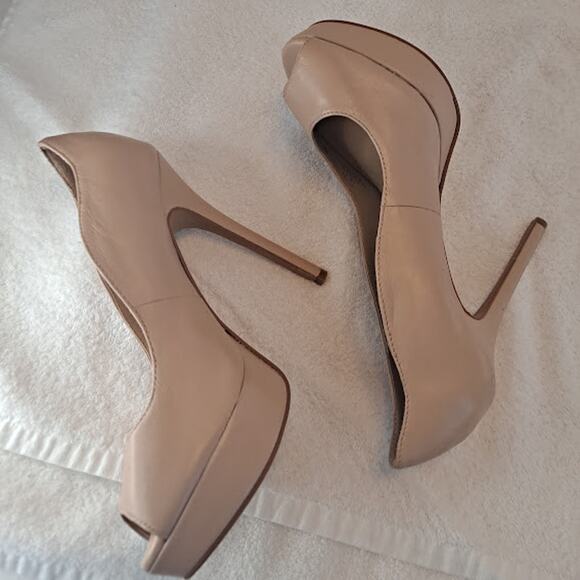 Vince Camuto Platform Stilettos Lainey Size 7 Beige Leather 4.75" Tan Cream - Picture 3 of 14